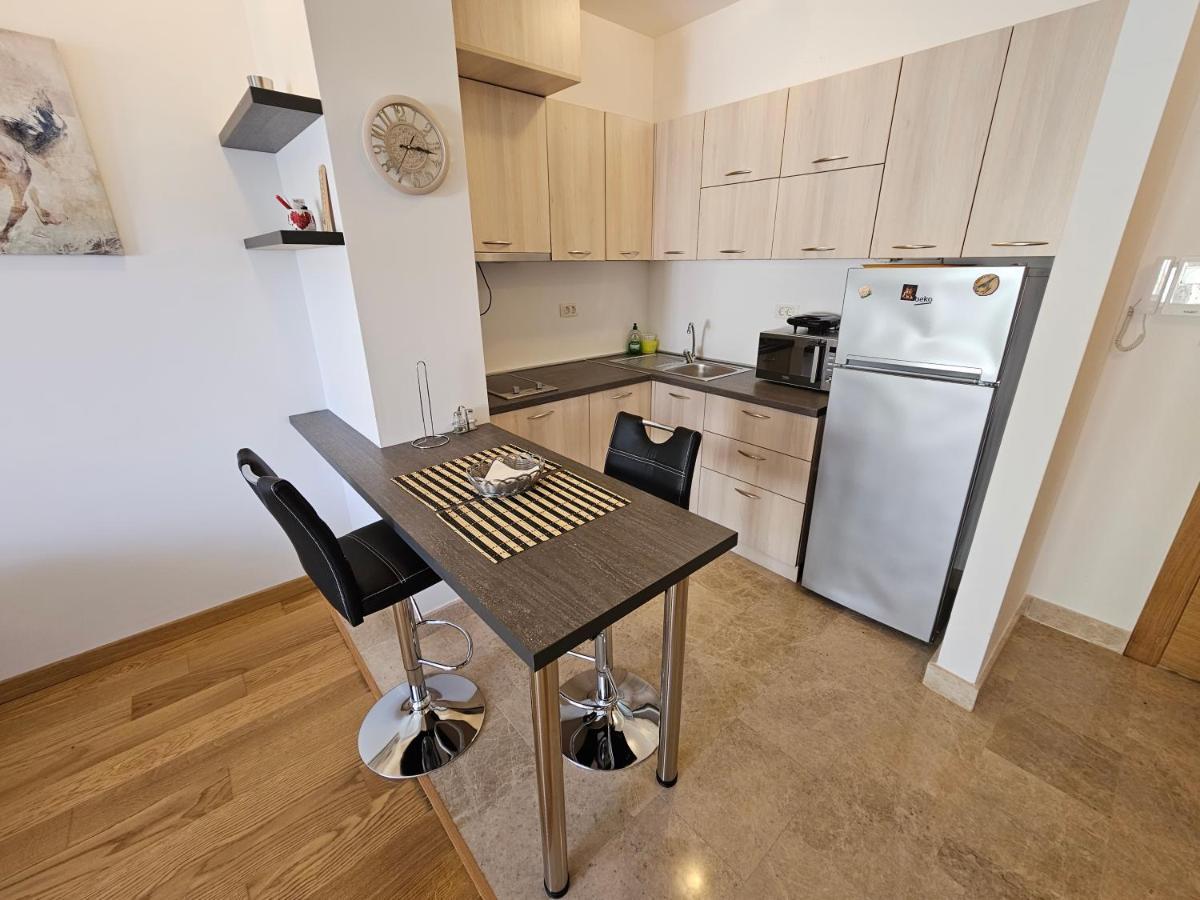 As Apartments Rafajlovići Εξωτερικό φωτογραφία