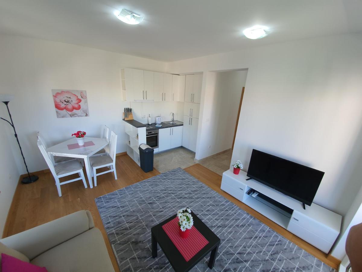 As Apartments Rafajlovići Εξωτερικό φωτογραφία